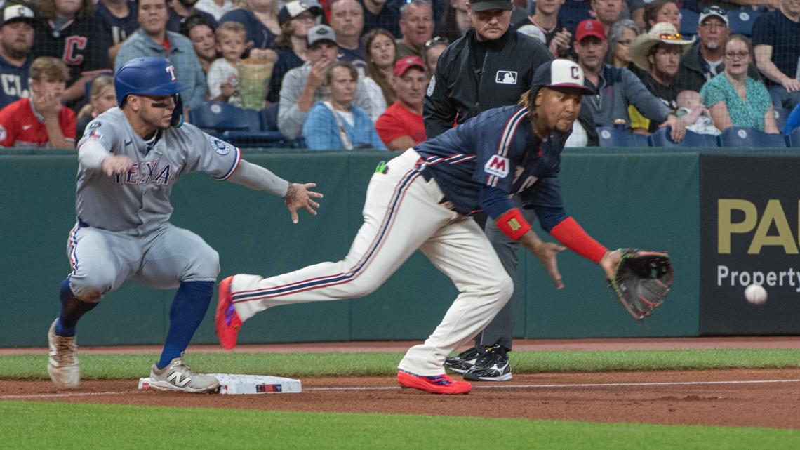 Guardians remain tied for 1st in AL Central after 7-3 loss to Rangers