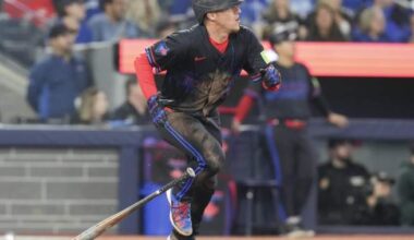 Jays rally for 44th comeback victory of season