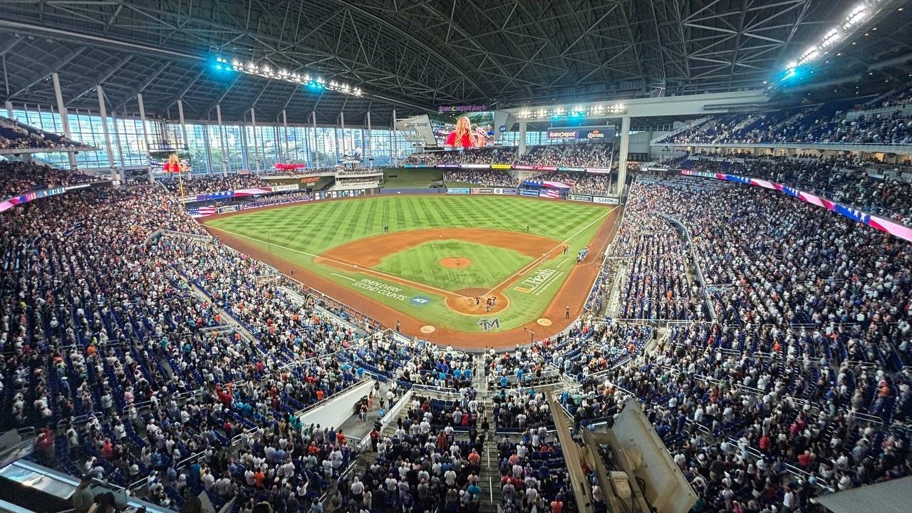 ballpark crowd 9-28-25.jpeg