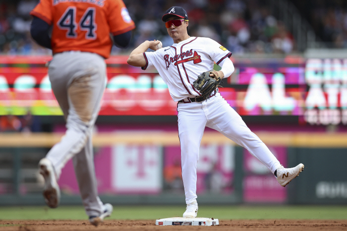 Before Kim Ha-sung came, the manager of 0 shortstop home runs also recognized, and now the extension contract is the key