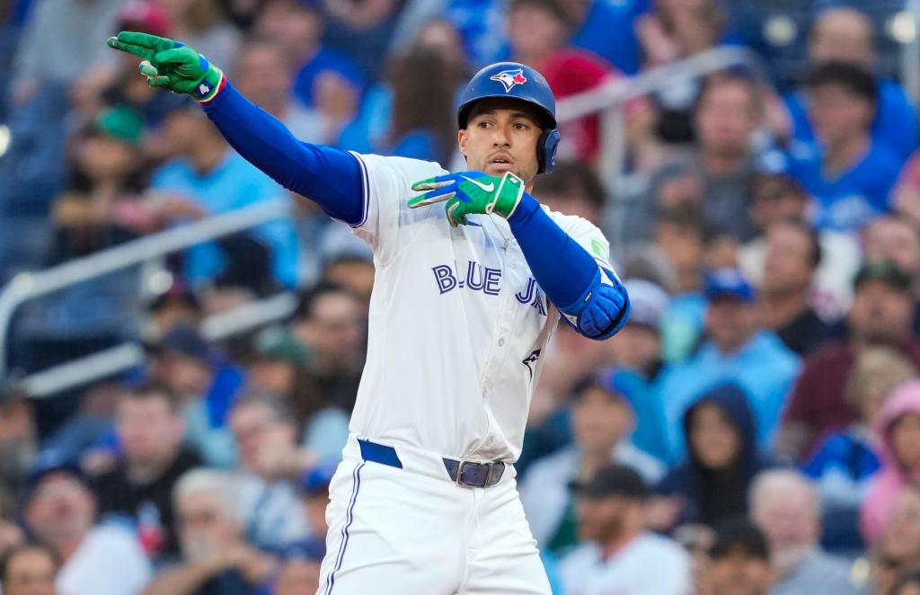 Blue Jays vs. Reds odds, prediction for Labor Day