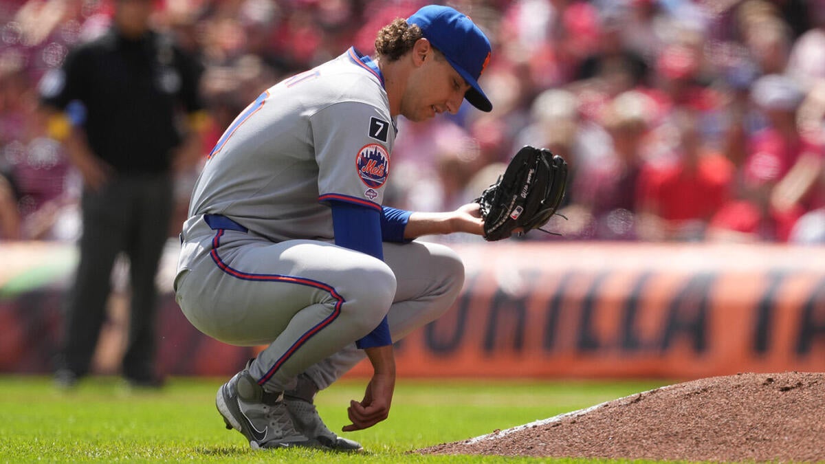 Mets' losing streak reaches seven as New York's pitching staff continues to falter in tight NL wild card race