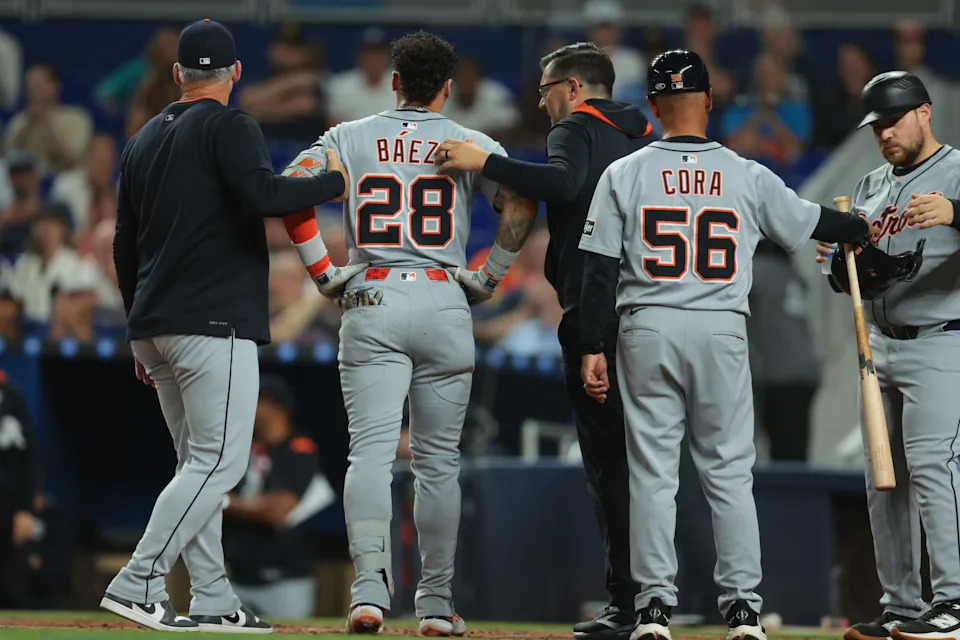 Detroit Tigers shortstop Javier Baez (28) exits the game against the Miami Marlins during the second inning at loanDepot Park in Miami on Friday, Sept. 12, 2025.