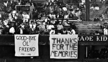 White Sox say goodbye to old Comiskey Park