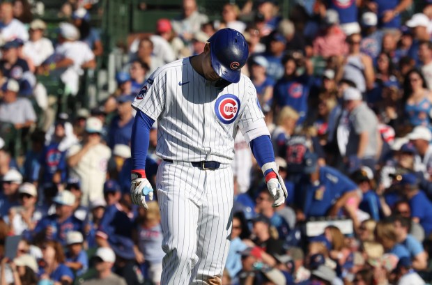 Cubs designated hitter Seiya Suzuki lowers his head after flying out in the fifth inning against the Braves at Wrigley Field on Sept. 1, 2025, in Chicago. (John J. Kim/Chicago Tribune)