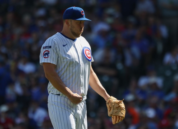 Cubs starting pitcher Jameson Taillon heads to the dugout after throwing against the Cardinals in the first inning at Wrigley Field on Sept. 27, 2025, in Chicago. (John J. Kim/Chicago Tribune)