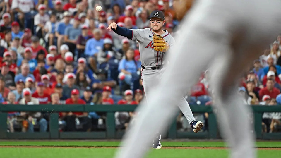 Mandatory Credit: Eric Hartline-Imagn Images