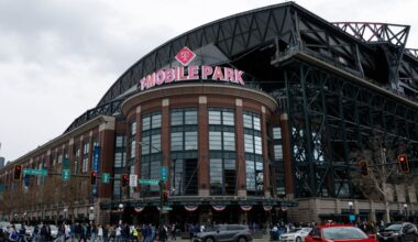 Mariners ask Seattle City Council for bill to stop megaphone preachers
