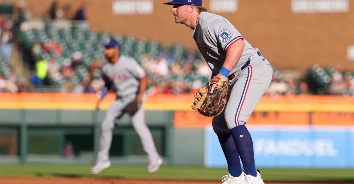 Rockies to recall Blaine Crim