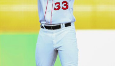 Lazaro Montes, Ryan Sloan Mariners’ MiLB hitter and pitcher of the year