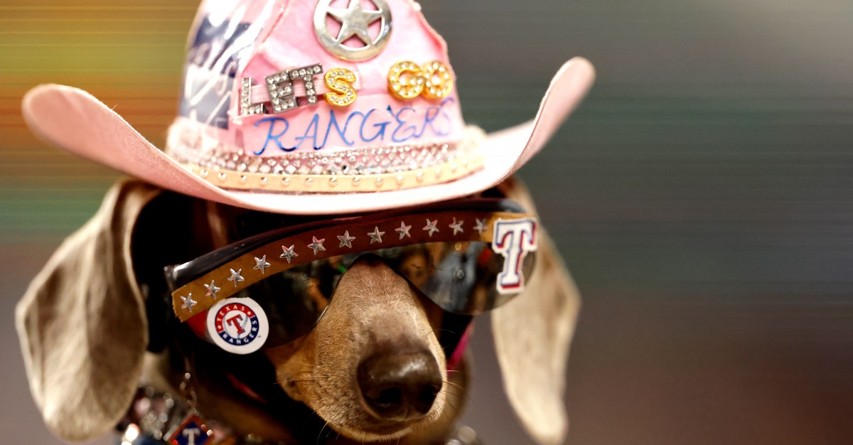 Texas Rangers walk off Houston Astros in RISP-deficient marathon