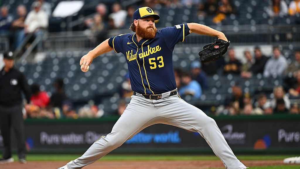 Woodruff tosses 6 scoreless innings as Brewers beat Pirates