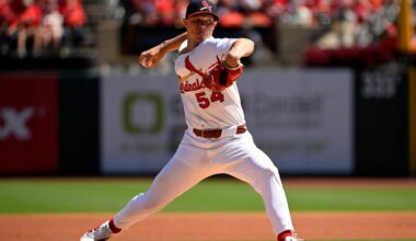 Cards hold on to win series vs. Giants ahead of crucial stretch