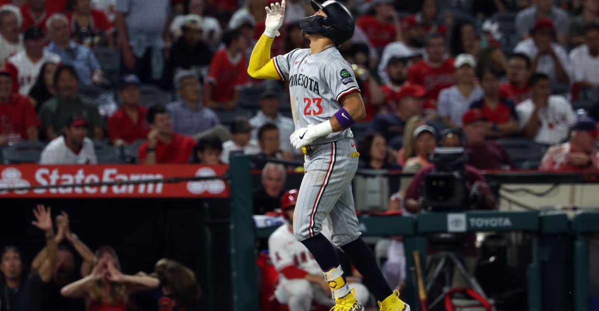 Twins 12, Angels 3: Royce shines in Orange County