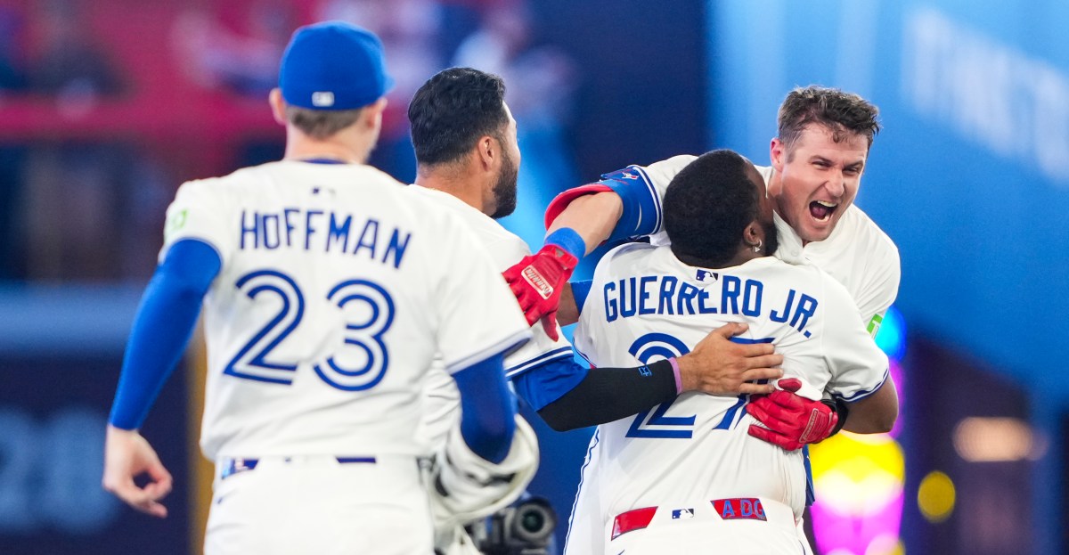 Yankees Rivals: Jays walk off the Astros