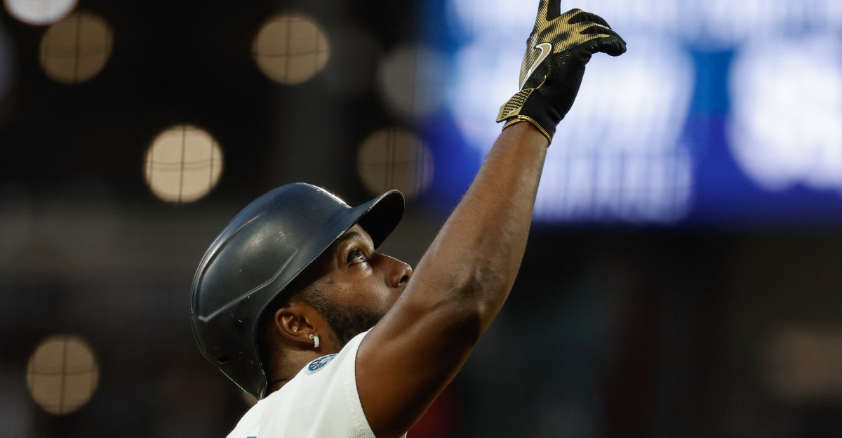 Mariners don’t whiff, win 5-3 over Cardinals