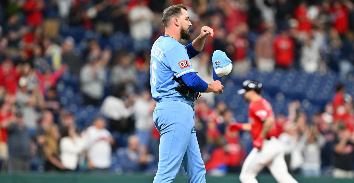 Kansas City Royals news: Playoffs slipping away