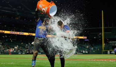 Seattle Mariners recount “Twitches” dream, win in extras again 7-6 over Angels