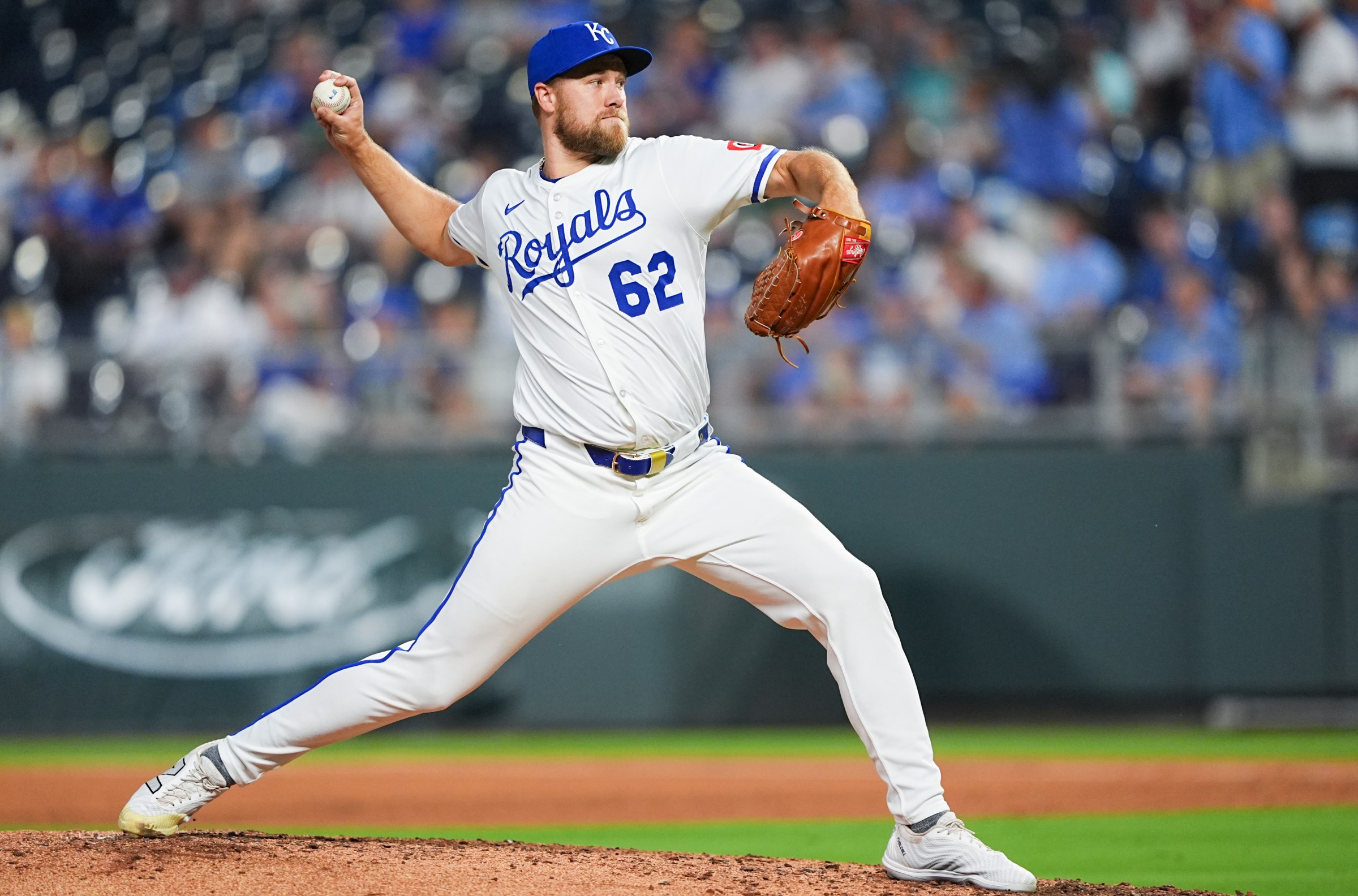 KANSAS CITY, MO - SEPTEMBER 17: Jonathan Bowlan #62 of the Kansas City Royals pitches during the game between the Seattle Mariners and the Kansas City Royals at Kauffman Stadium on Wednesday, September 17, 2025 in Kansas City, Missouri. (Photo by Kyle Rivas/MLB Photos via Getty Images)