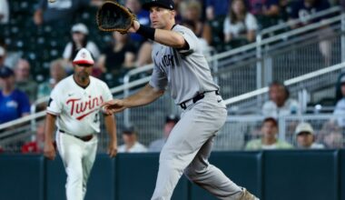 New York Yankees 10, Minnesota Twins 5: NY homers, MIN goes home