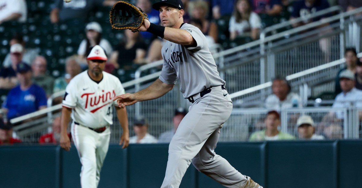 New York Yankees 10, Minnesota Twins 5: NY homers, MIN goes home