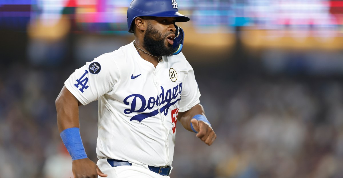 Dodgers news: Catcher Chuckie Robinson claimed by Braves off waivers