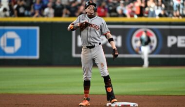 Giants score five runs in 11th to down D-Backs