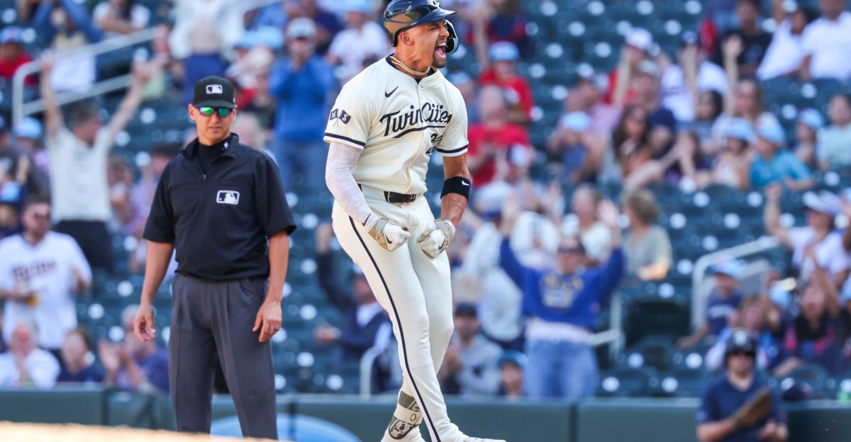 Twins 6, Guardians 2: Playing Spoiler