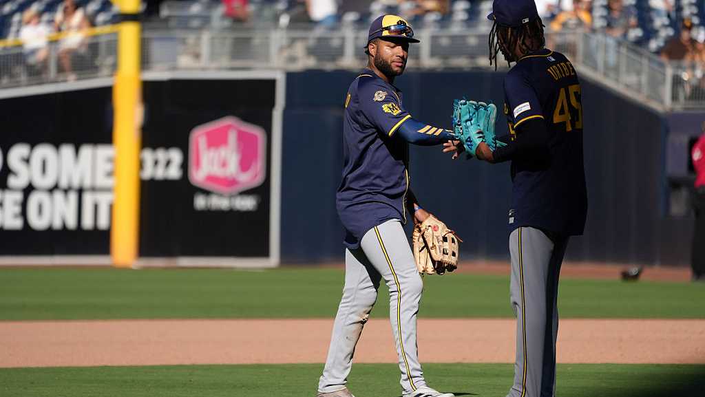 Brewers beat Padres to match franchise record in wins at 96