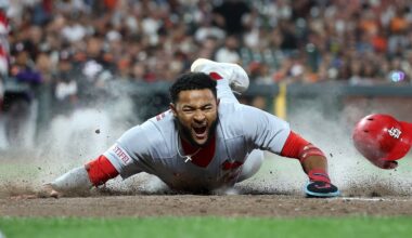 Giants bullpen blows big lead in 9-8 loss.