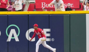 Noelvi Marté robs Bryan Reynolds of tying homer in 9th, Reds beat Pirates 2-1