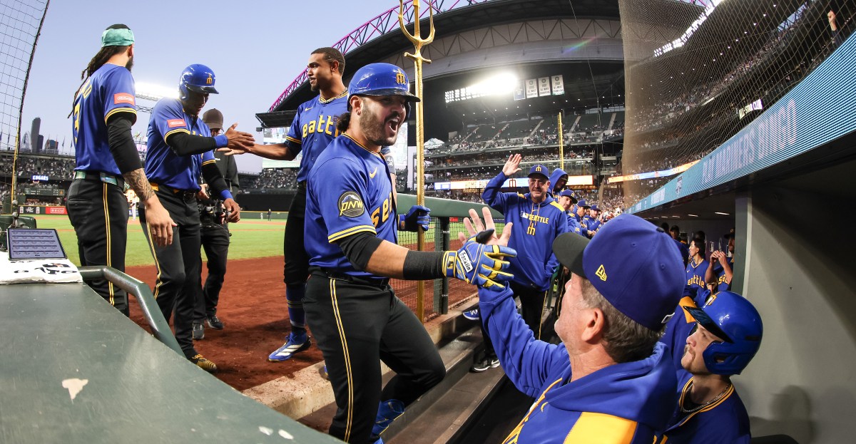 Eugenio Suárez swats 49th homer of 2025 as Mariners sweep Rockies