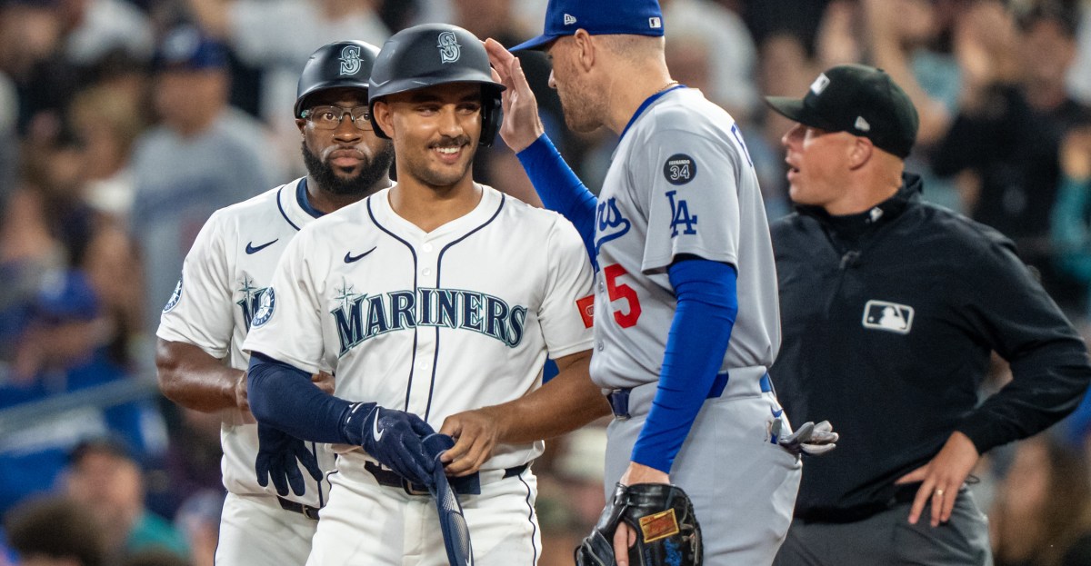 Mariners lose 5-3 in Dodger Stadium North in penultimate game of season