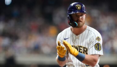 Brewers lose to Reds, clinch top seed anyway