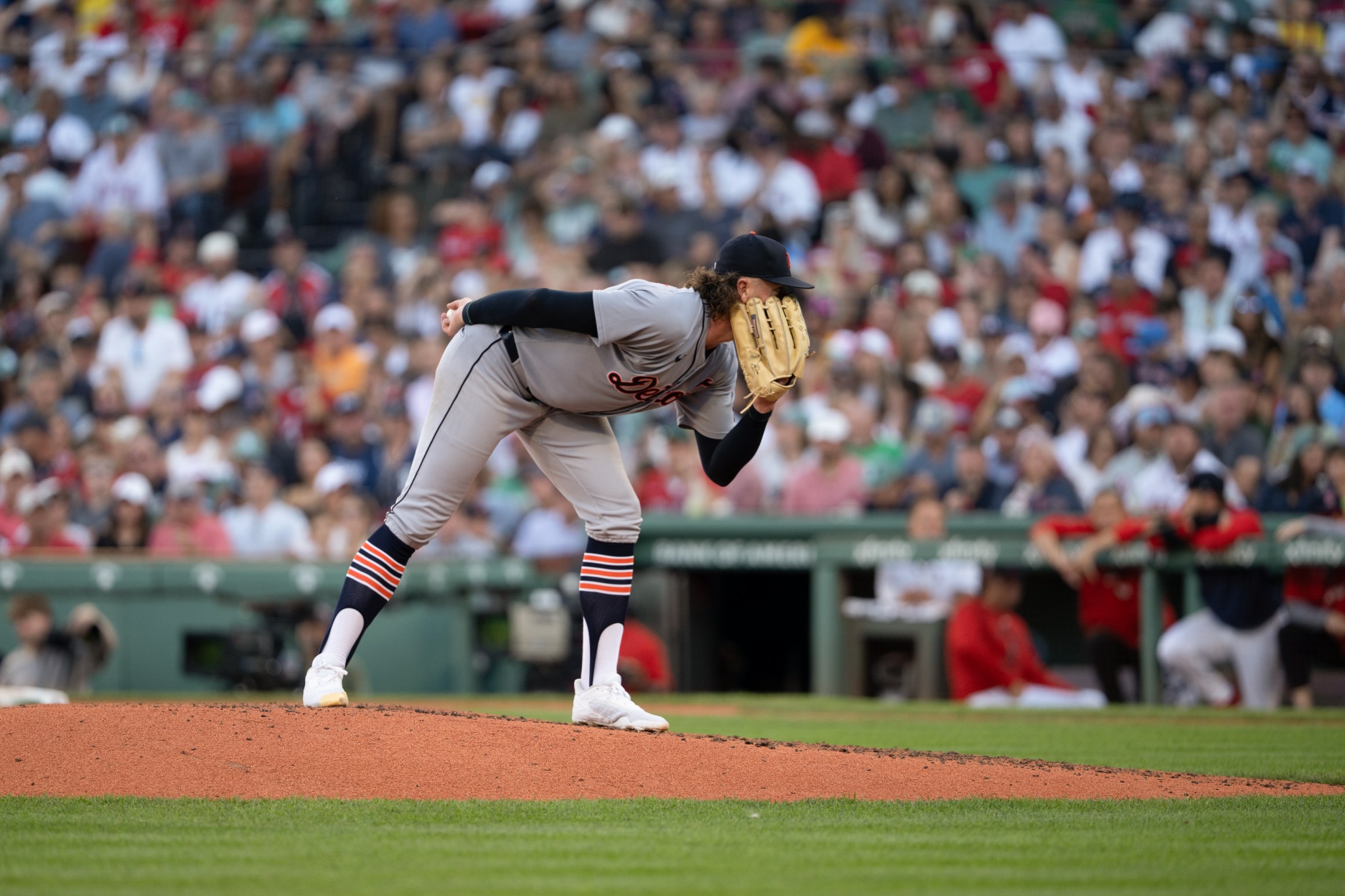 BOSTON, MA - SEPTEMBER 28: Chris Paddack #40 of the Detroit Tigers pitches during the game between the Detroit Tigers and the Boston Red Sox at Fenway Park on Sunday, September 28, 2025 in Boston, Massachusetts. (Photo by Natalie Reid/MLB Photos via Getty Images)