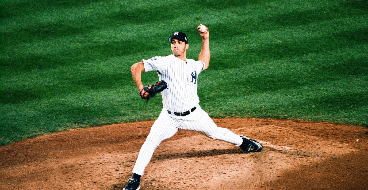 2000 Yankees Diary: Extra-inning loss to Jays begins skid