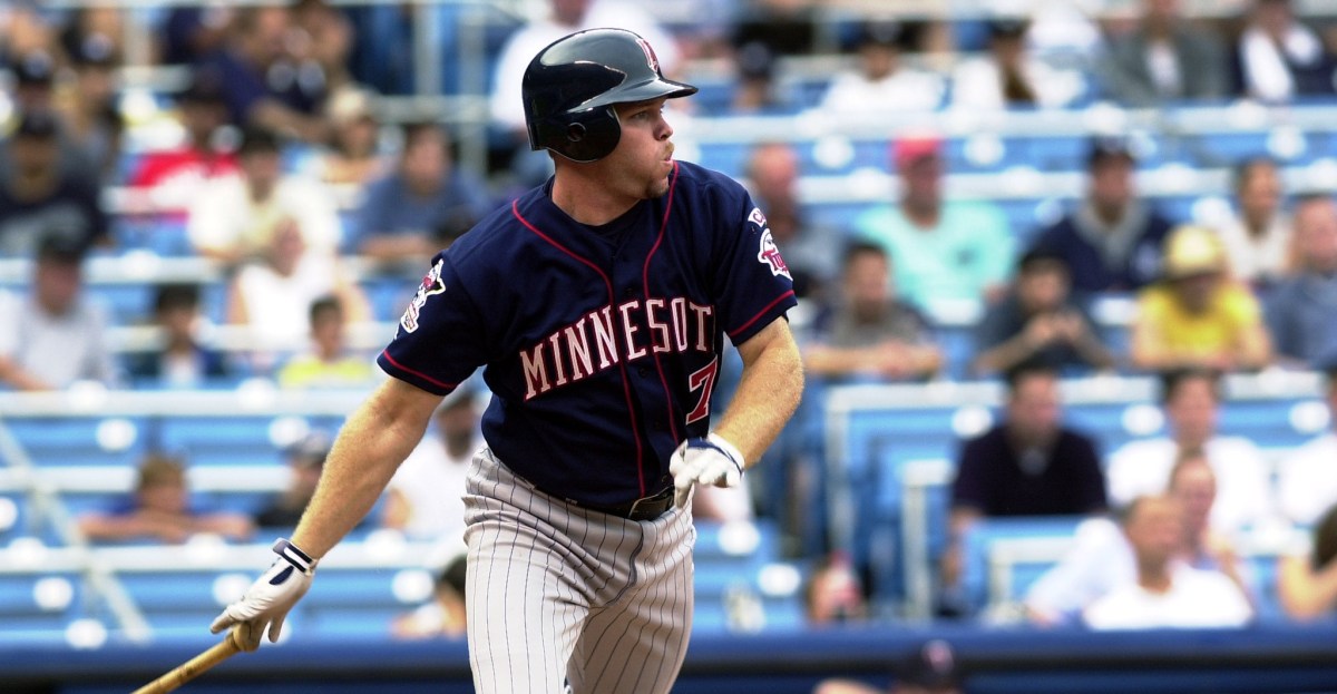 2000 Yankees Diary: Bombers’ offense, Rivera blow game to Twins