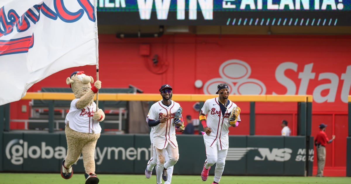 Albies drives in 3 and León homers in 1st start since 2023 as Braves beat Astros 8-3 – WSB-TV Channel 2