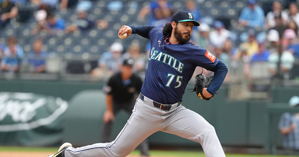 Mariners use rare defensive shift challenge to seal 2-0 win over Royals – KIRO 7 News Seattle