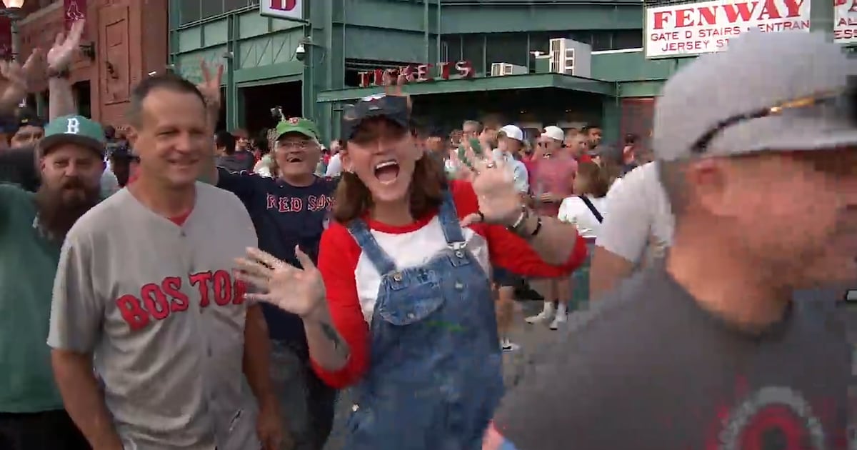 Fans are excited as Red Sox get set to face the Yankees in MLB postseason – Boston 25 News