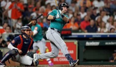 Raleigh belts 58th homer as Mariners sweep Astros, extend AL West lead – KIRO 7 News Seattle