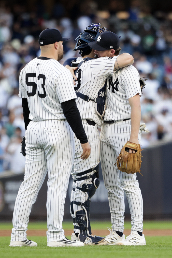 If you pick, you win. → Yankees win 94 games and Waka 4 seed falls.. Seattle has 90 wins. It's ALDS