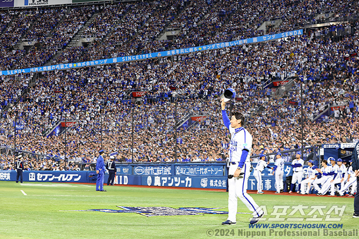 I'll take responsibility for failing to win the league...Is there any other reason for the announcement of his resignation after the end of the season on the day he was confirmed for second place, and the exit of a coach from the Legend of Permanent Resignation (Min Chang-ki's Japanese Baseball)