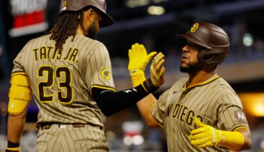 Manny Machado reaches milestone, delivers go-ahead run for Padres