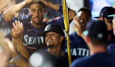 Mariners pitching collapses in 10-2 loss to Rays in Tampa