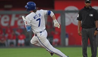 Royals finally beat the Athletics, 4-2