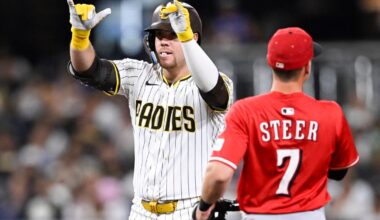 Padres get walk-off win to open series with Reds
