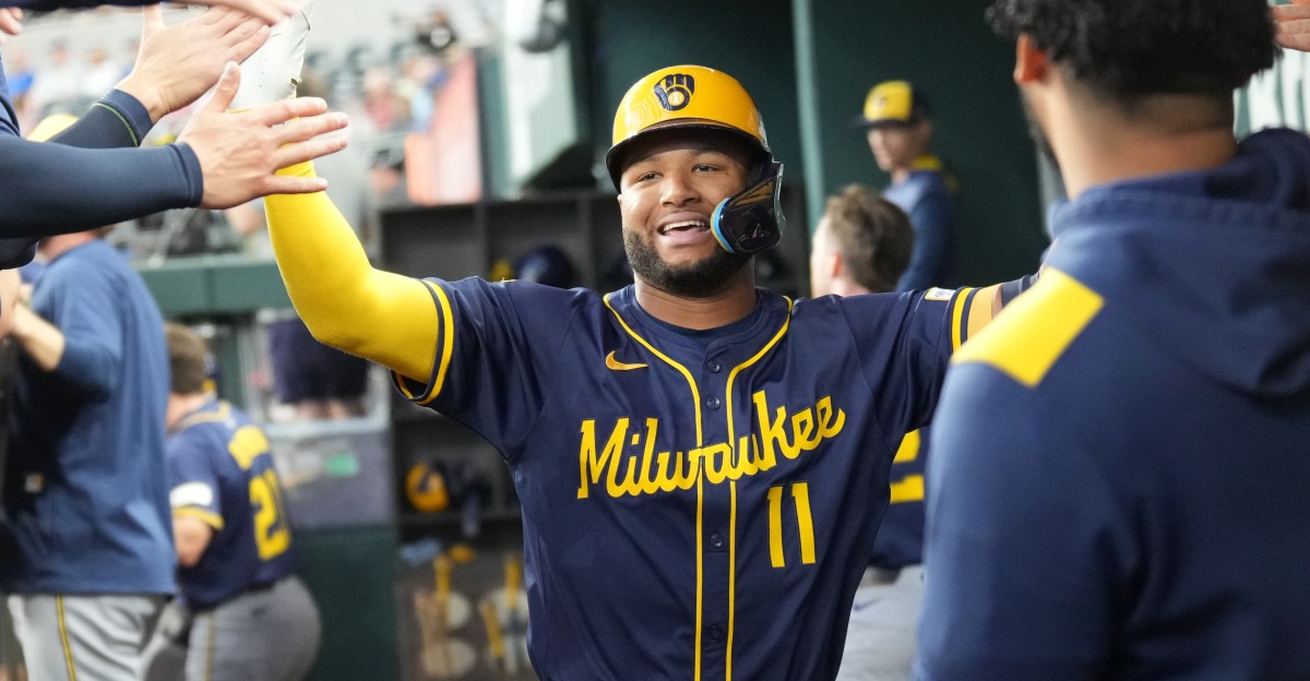 Brewers drop series finale to Rangers, marking first sweep since March