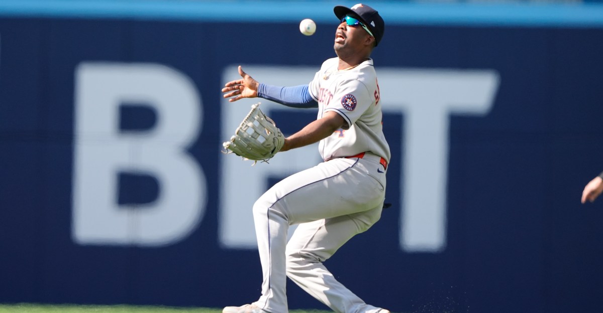 Blue Jays Silence Astros, 6-0.