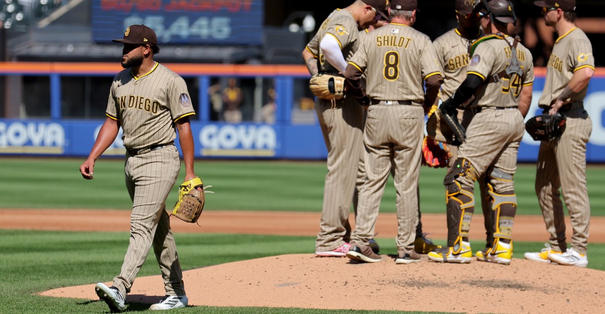 Quick hook proves costly as Padres fall to Mets